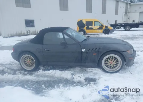 1996 BMW Z3 1.9 z USA, uszkodzony, nr VIN 4USCH7322TLB69870